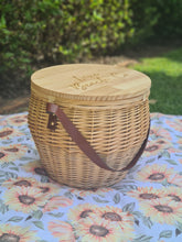 Load image into Gallery viewer, Byron Picnic Basket
